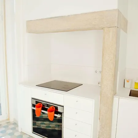 Beautiful Dreamers - At Avenida Cr3d * Lissabon